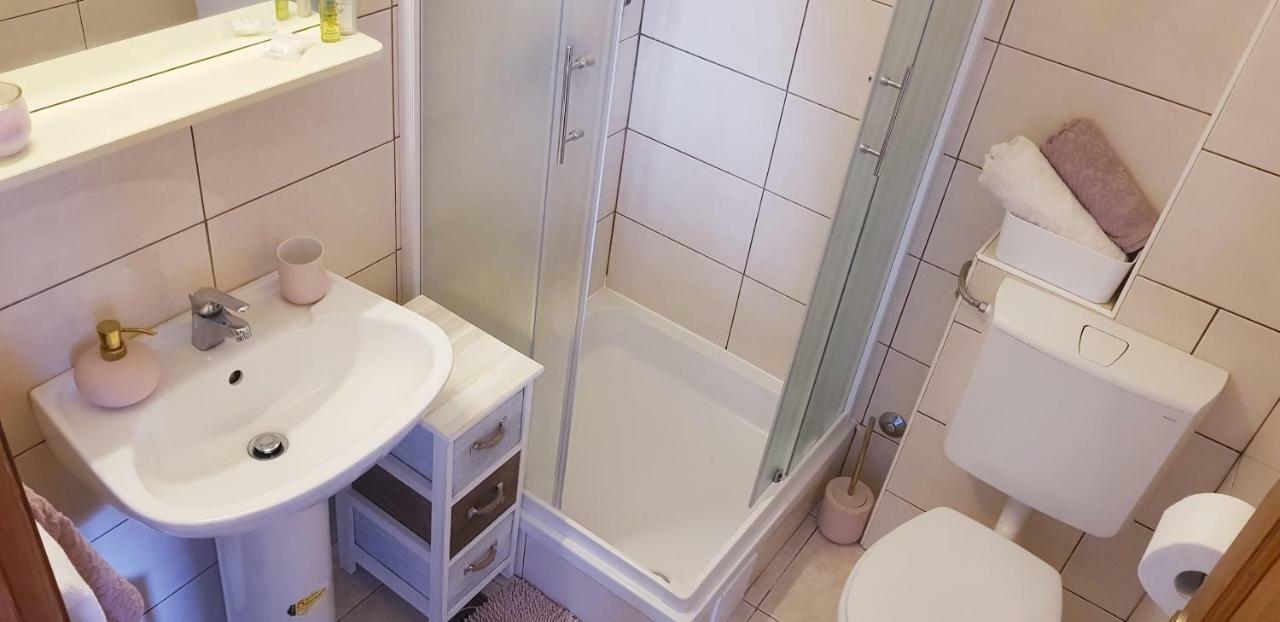 Apartments Marita Стон Екстериор снимка