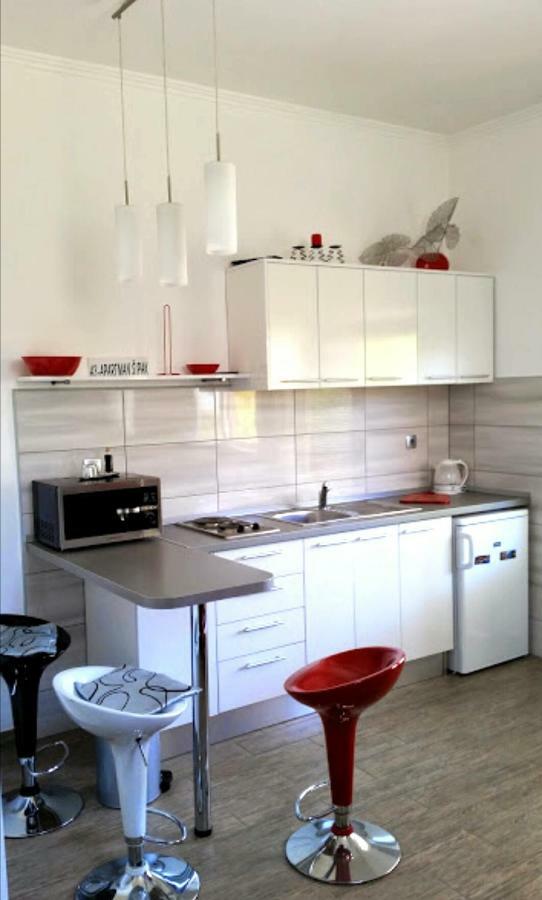 Apartments Marita Стон Екстериор снимка